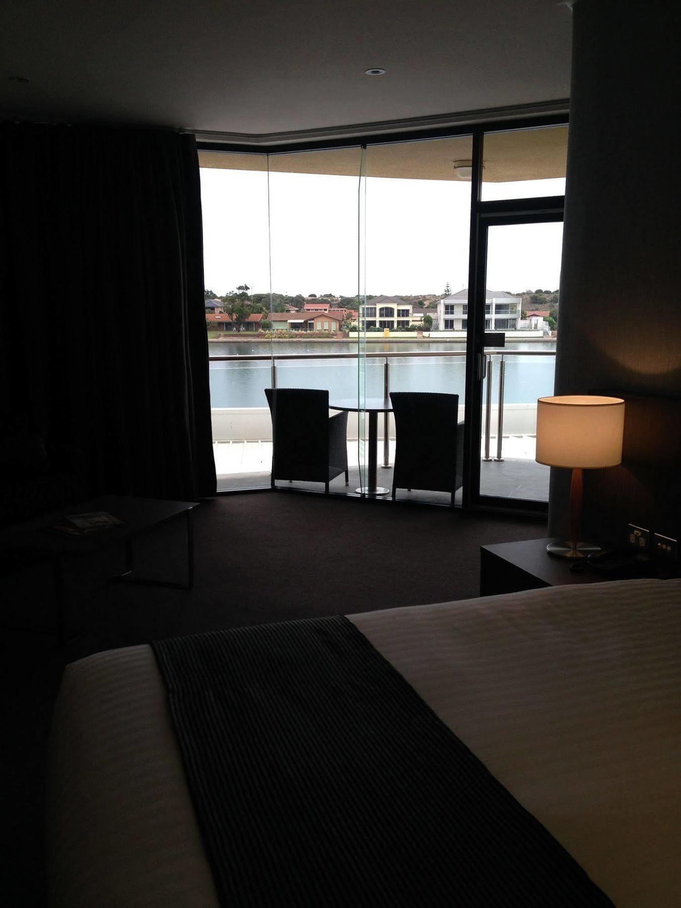 Lakes Hotel Adelaide Kültér fotó